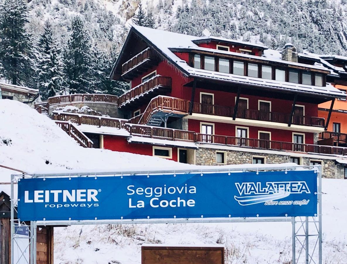 Hotel Piccolo Chalet 克拉维埃 外观 照片