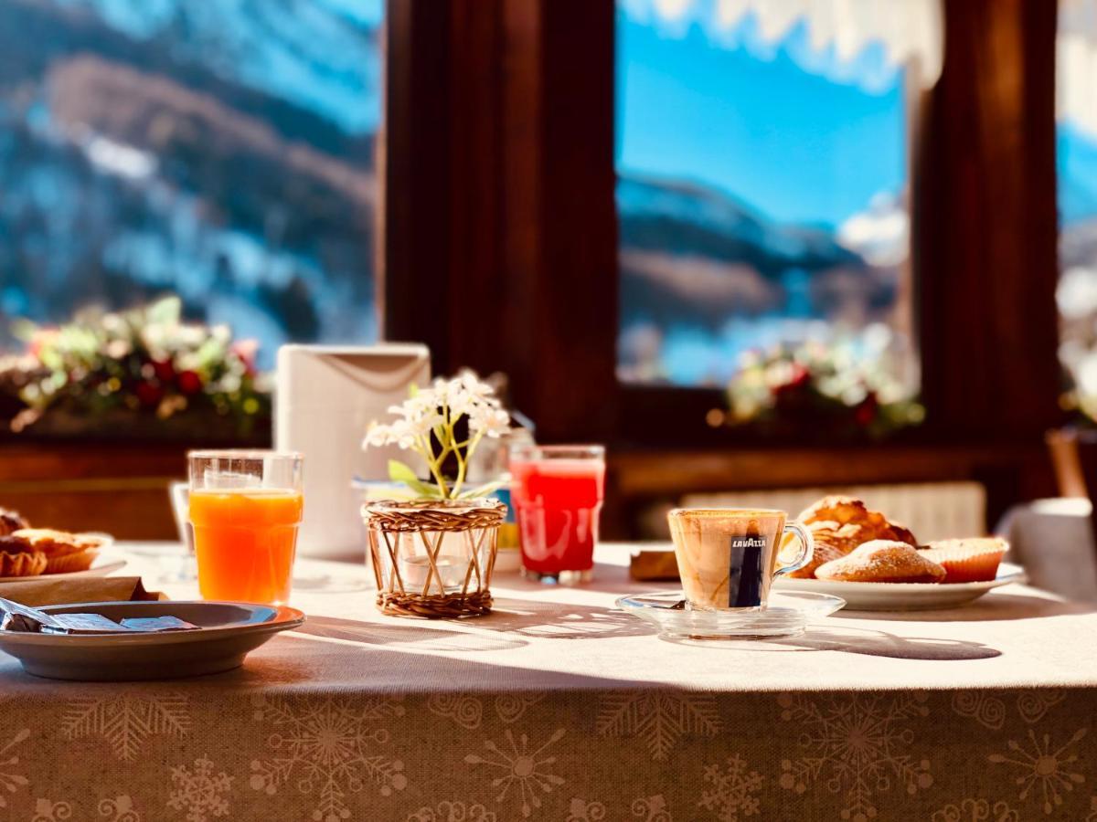 Hotel Piccolo Chalet 克拉维埃 外观 照片